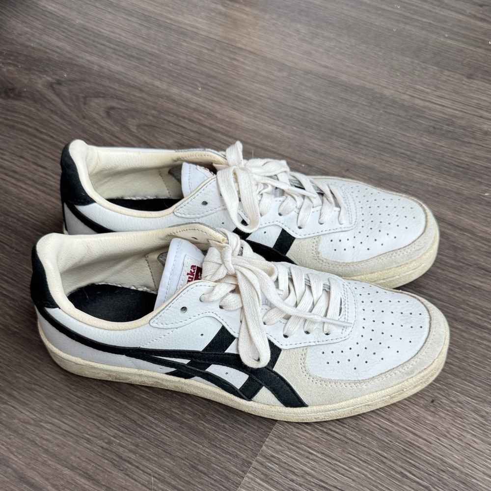 Onitsuka Tiger White & Black Low-Top Sneakers